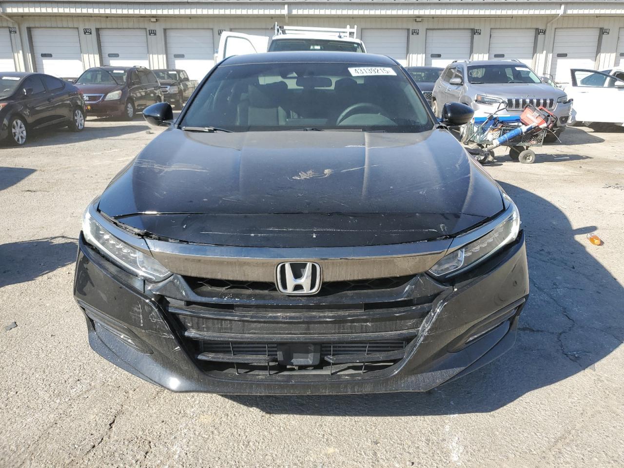 2018 Honda Accord Sport - Фото 5