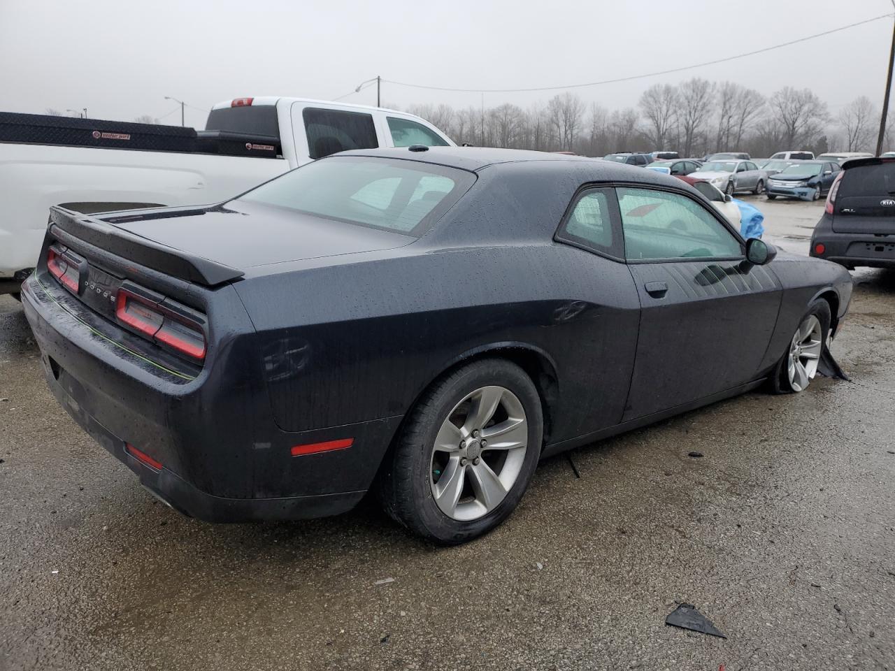 2017 Dodge Challenger Sxt - Фото 3