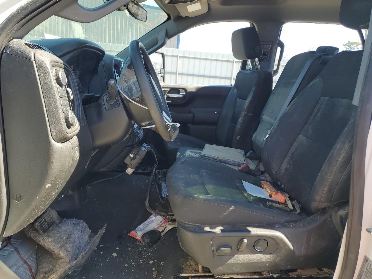 2024 Chevrolet Silverado K2500 Custom - Image 7