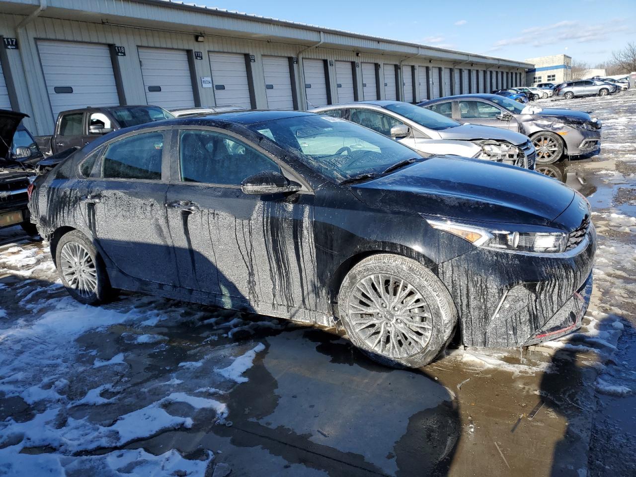 2024 Kia Forte Gt Line - Фото 4