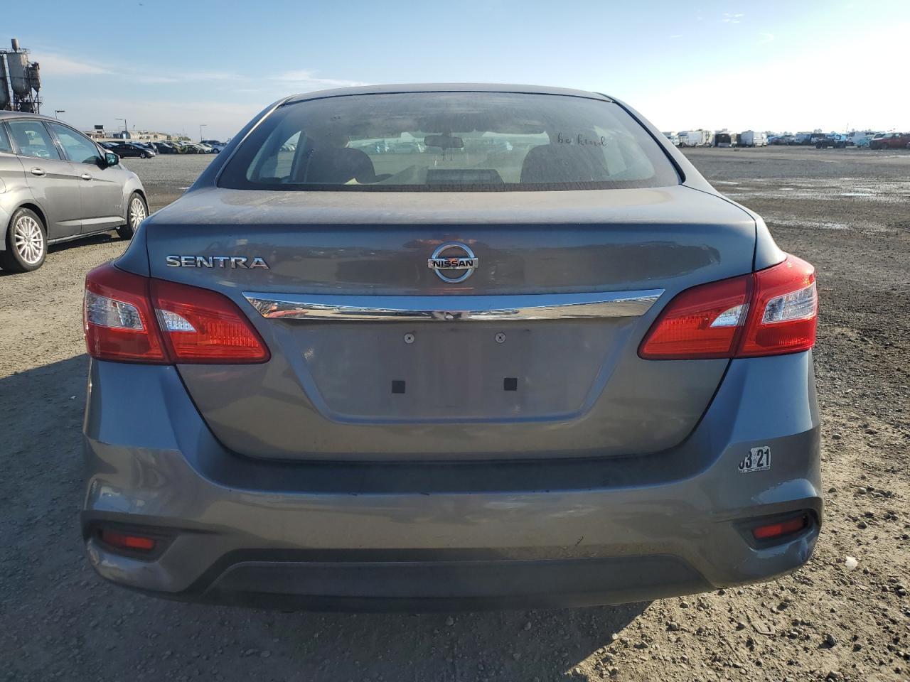 2016 Nissan Sentra S - Фото 6