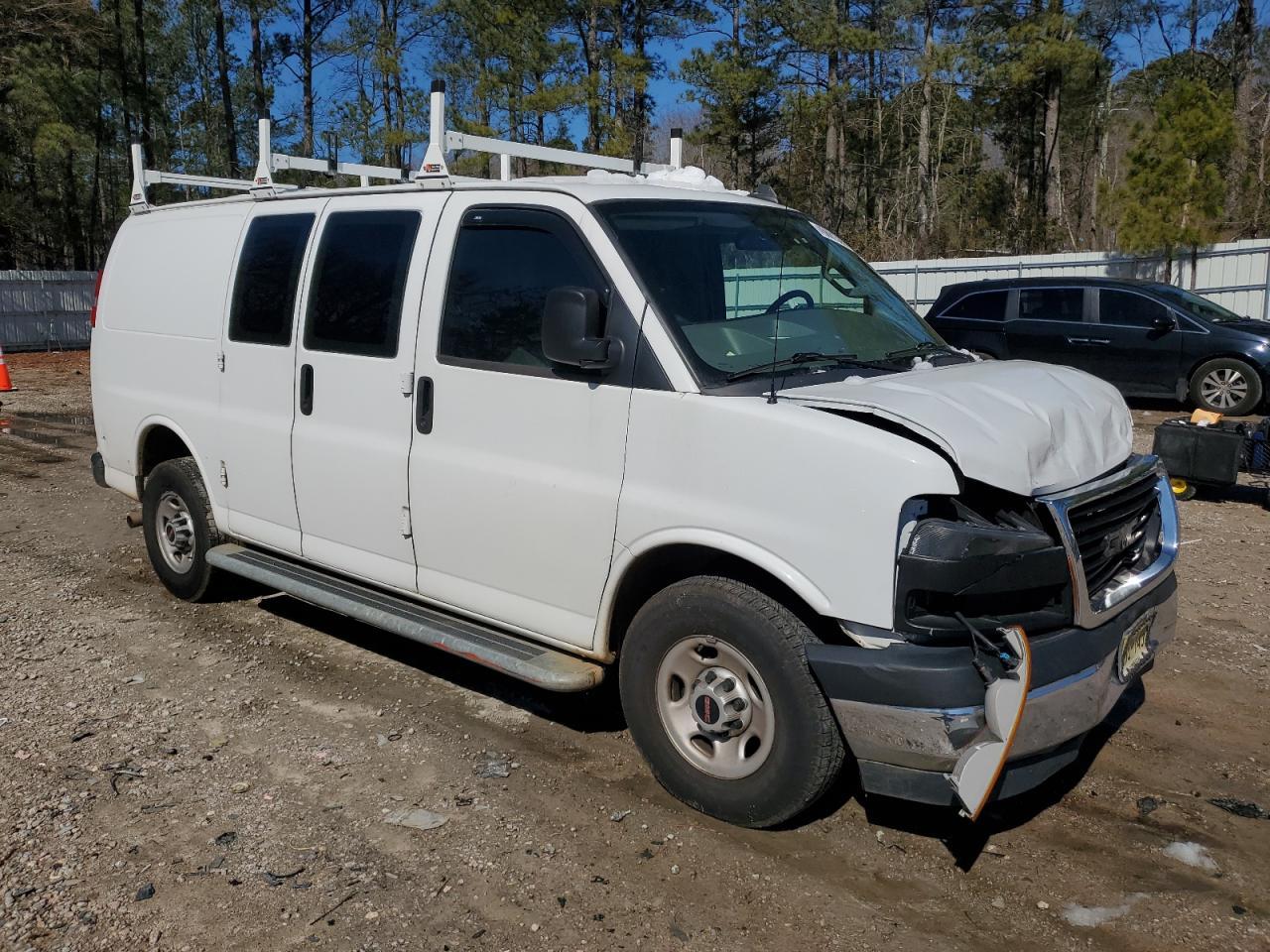 2020 GMC Savana G2500 - Фото 4