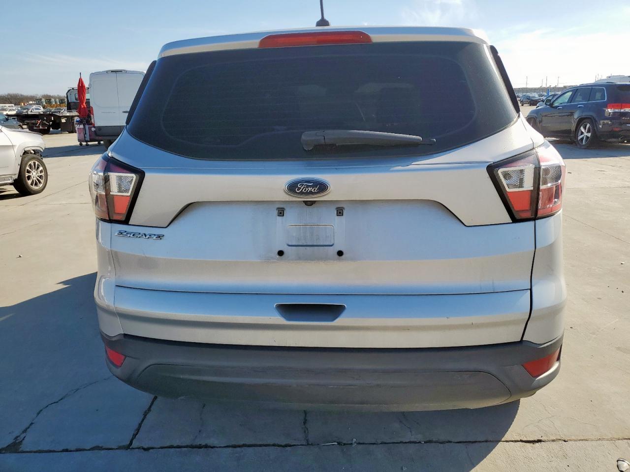 2017 Ford Escape S - Фото 6