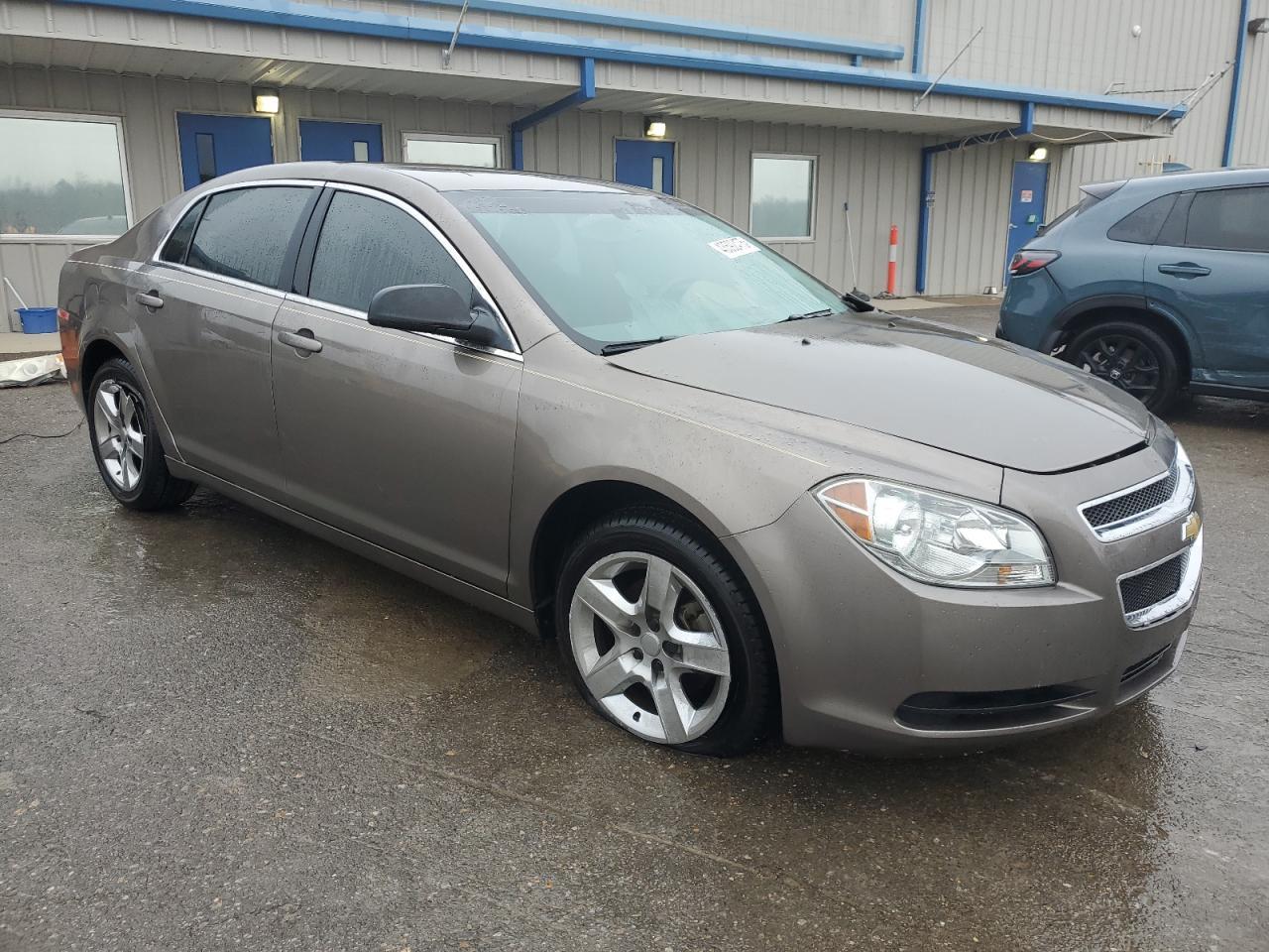 2012 Chevrolet Malibu Ls - Фото 4