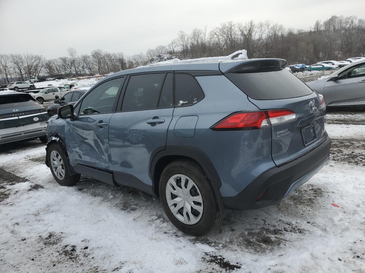 2024 Toyota Corolla Cross L - Фото 2