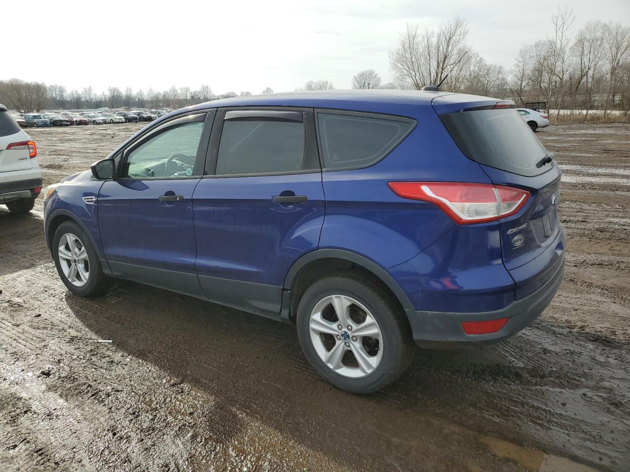 2016 Ford Escape S - Фото 2