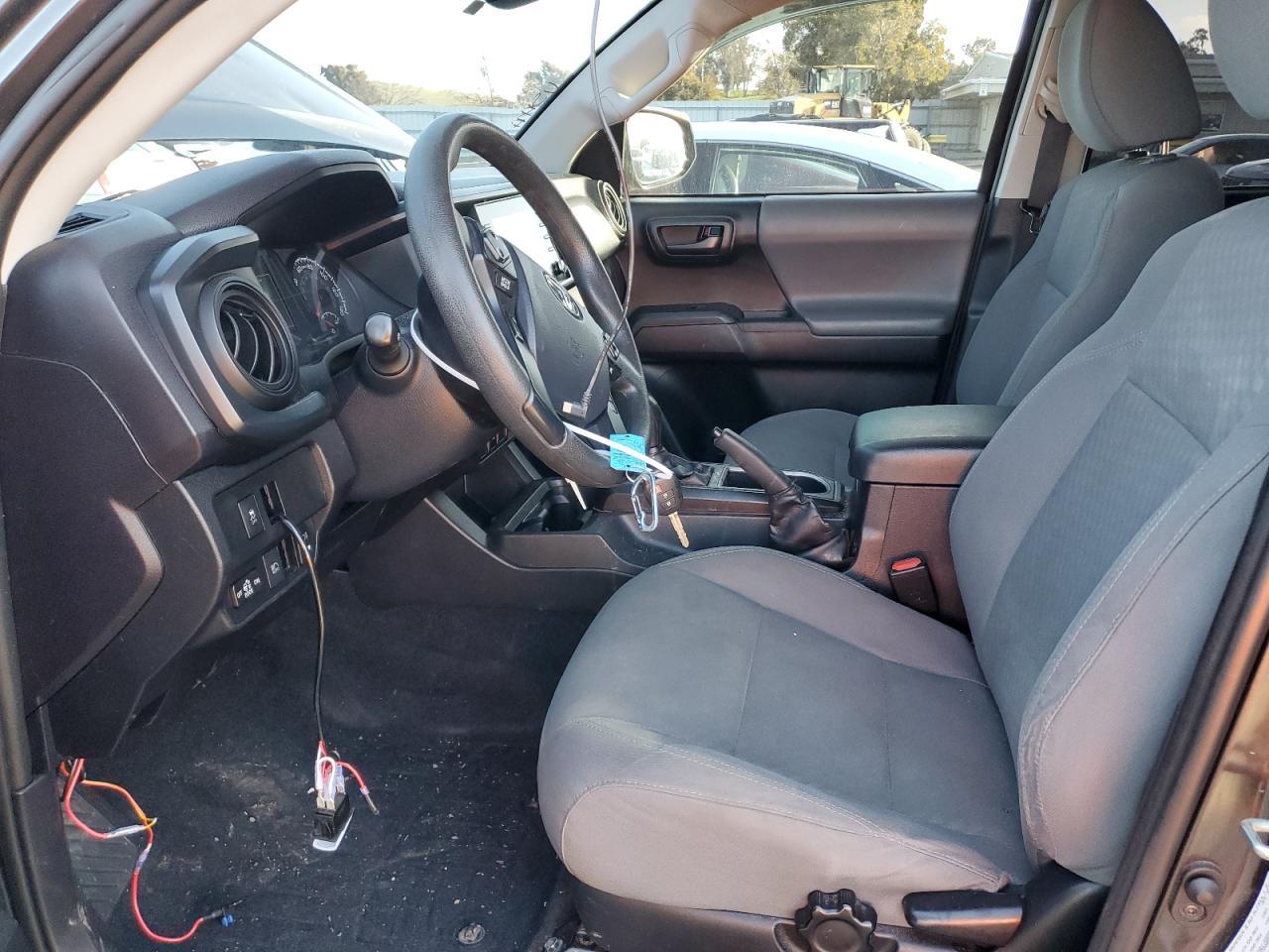 2020 Toyota Tacoma Sr5 V6 - Image 7