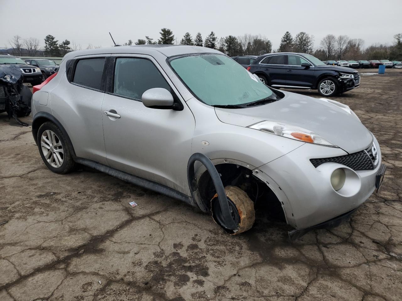 2011 Nissan Juke S - Фото 4