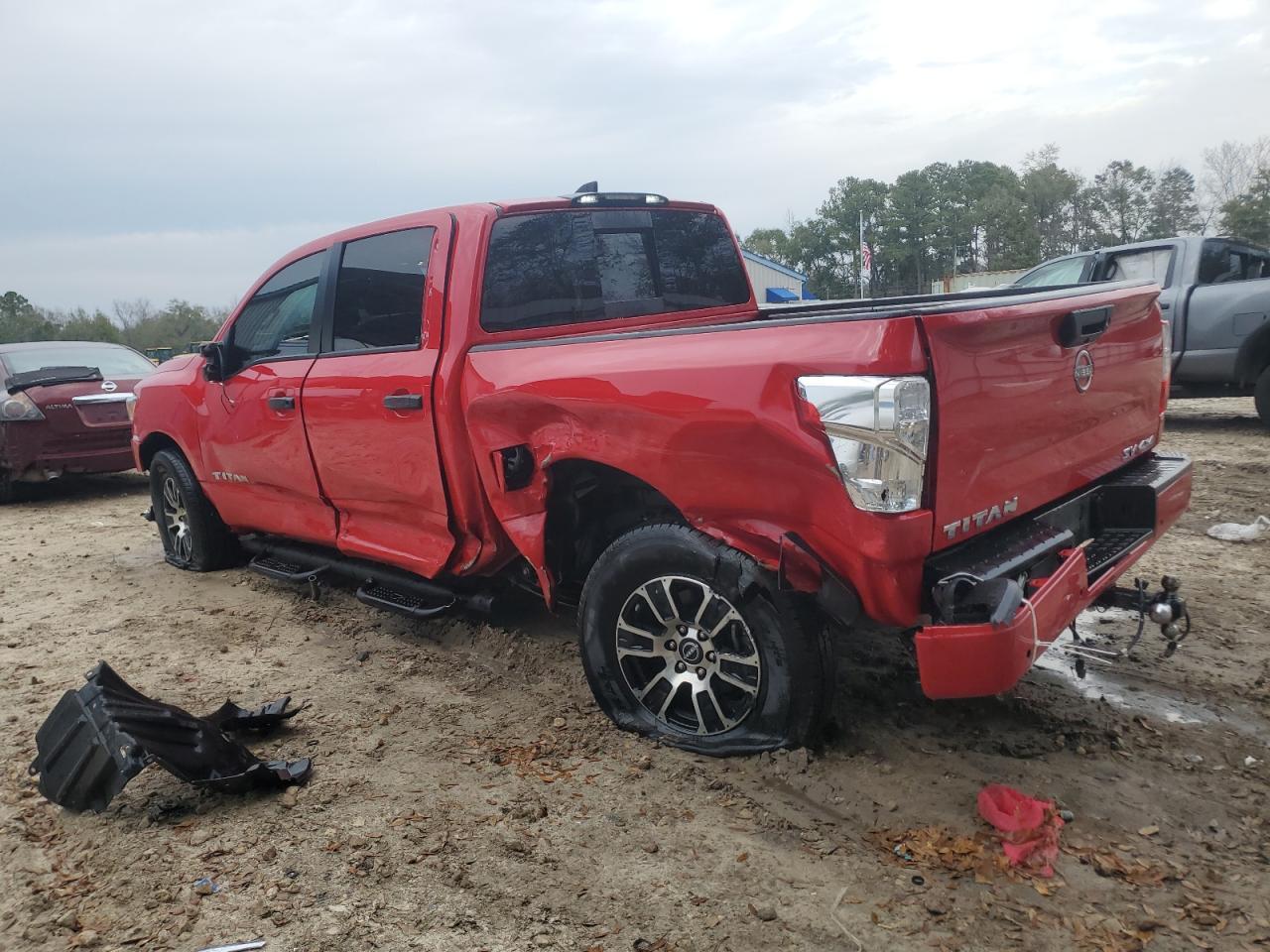 2024 Nissan Titan Pro-4X - Image 2