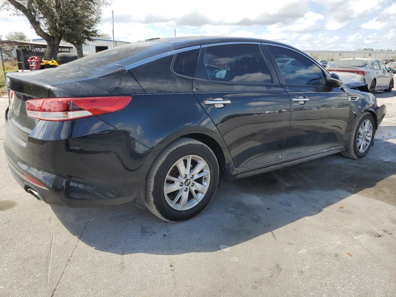 2016 Kia Optima Lx - Фото 3
