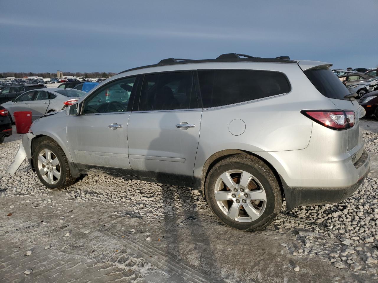 2017 Chevrolet Traverse Lt - Image 2