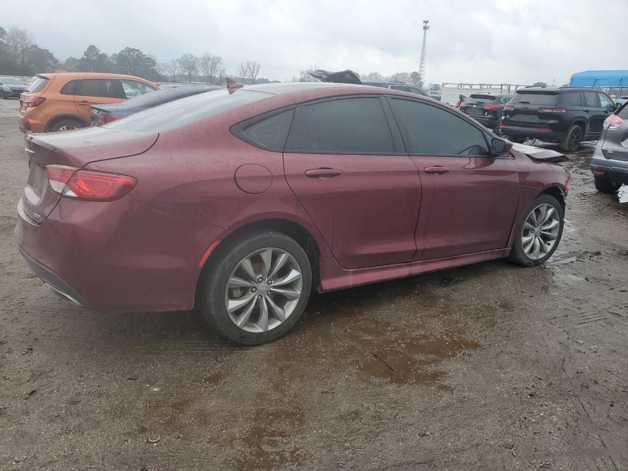 2016 Chrysler 200 S - Image 3