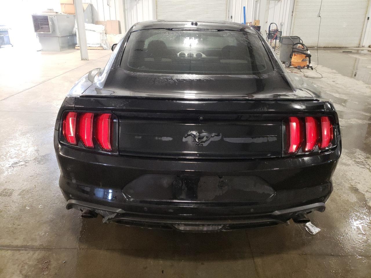 2019 Ford Mustang - Image 6