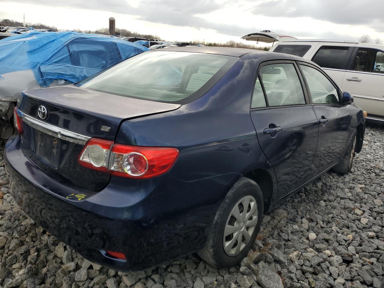 2011 Toyota Corolla Base - Фото 3