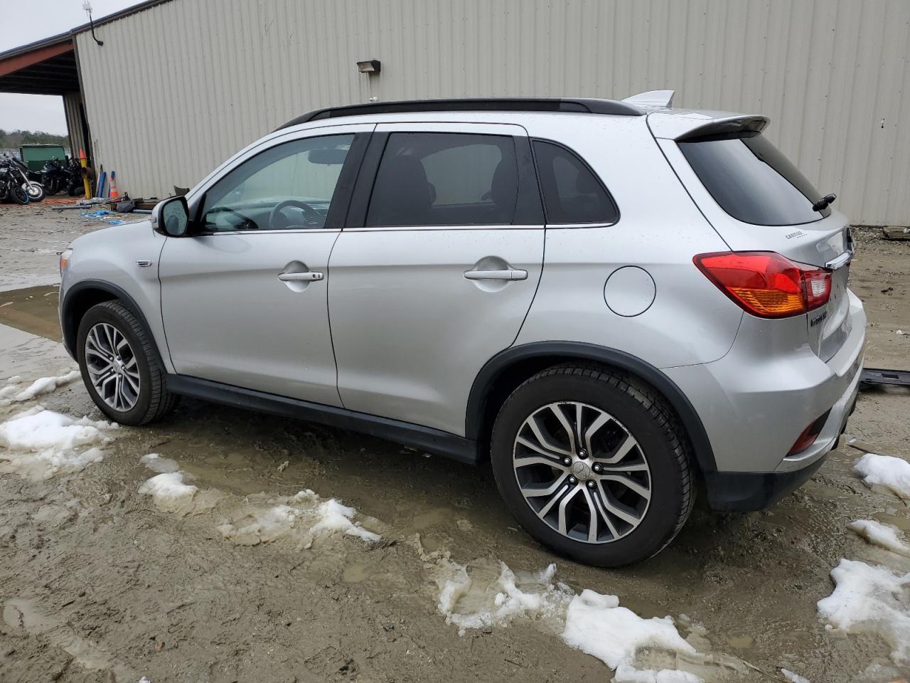 2018 Mitsubishi Outlander Sport Sel - Image 2