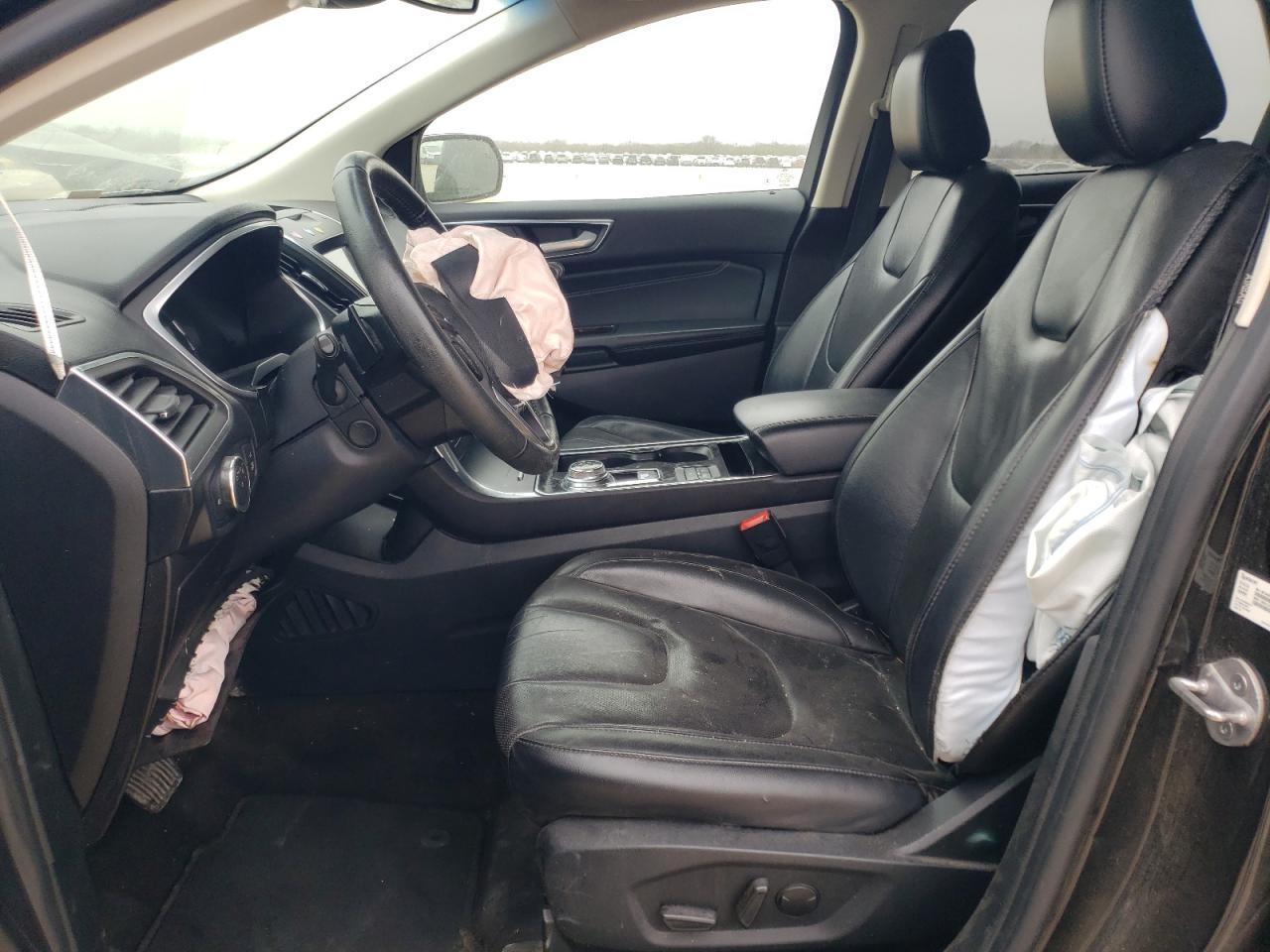 2020 Ford Edge Titanium - Image 7