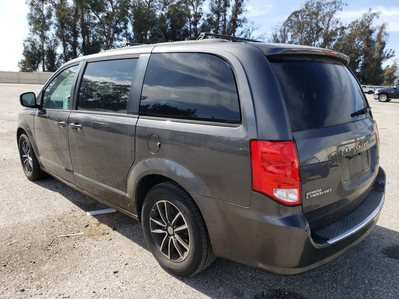 2018 Dodge Grand Caravan Gt - Фото 2