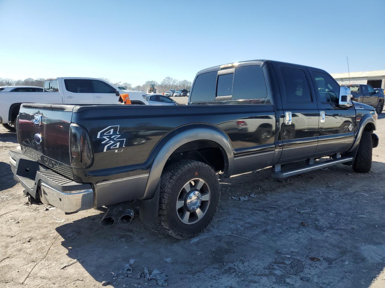 2011 Ford F250 Super Duty - Фото 3