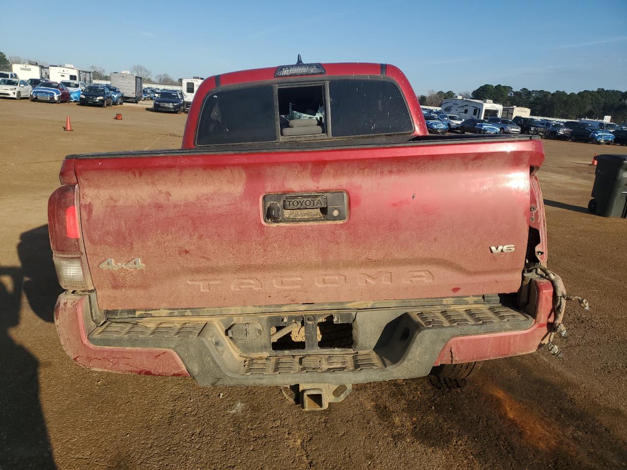 2019 Toyota Tacoma - Image 6
