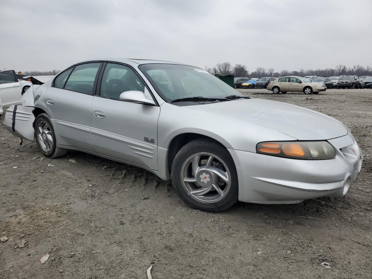 2001 Pontiac Bonneville Sle - Фото 4