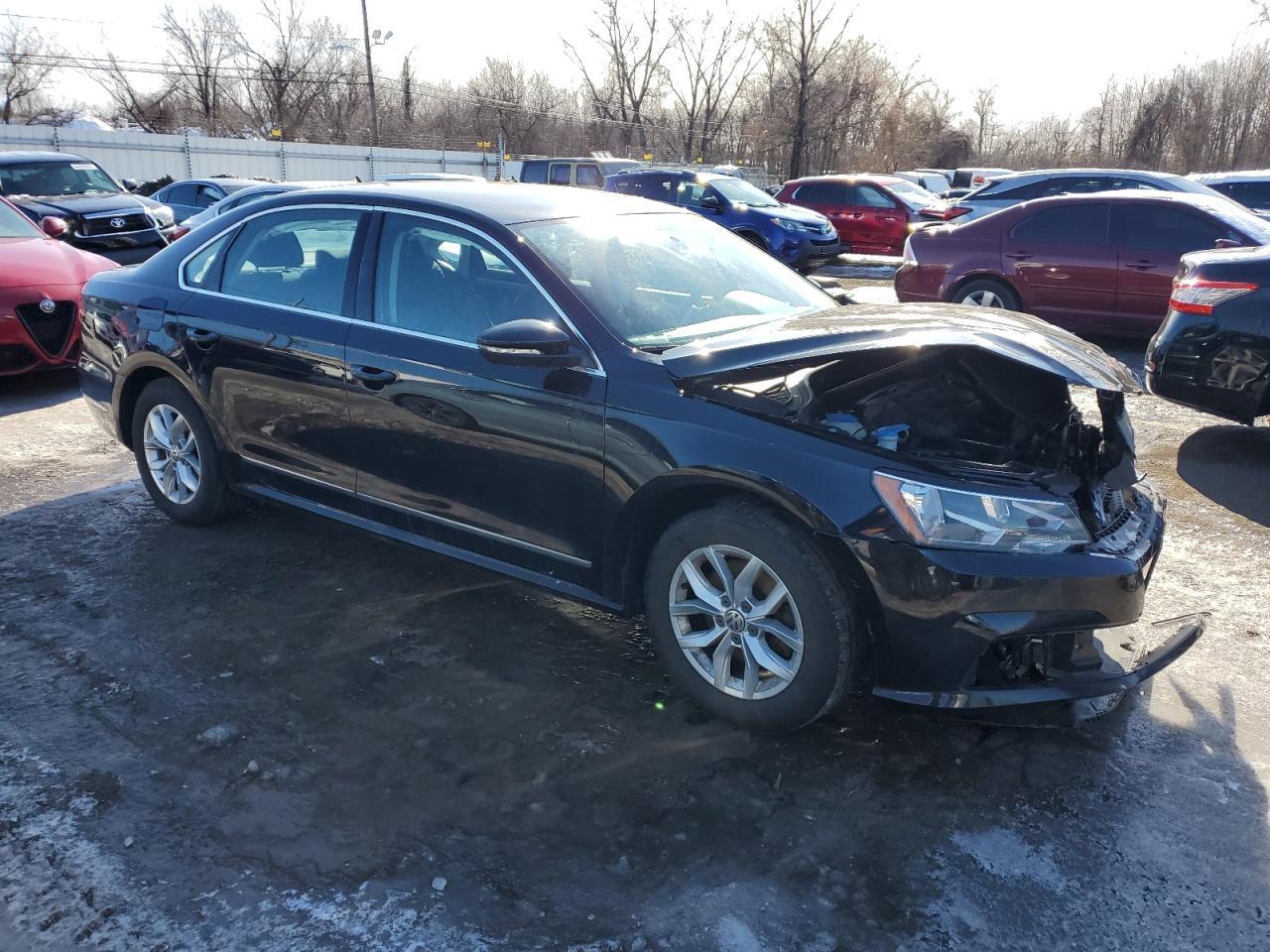2016 Volkswagen Passat S - Image 4