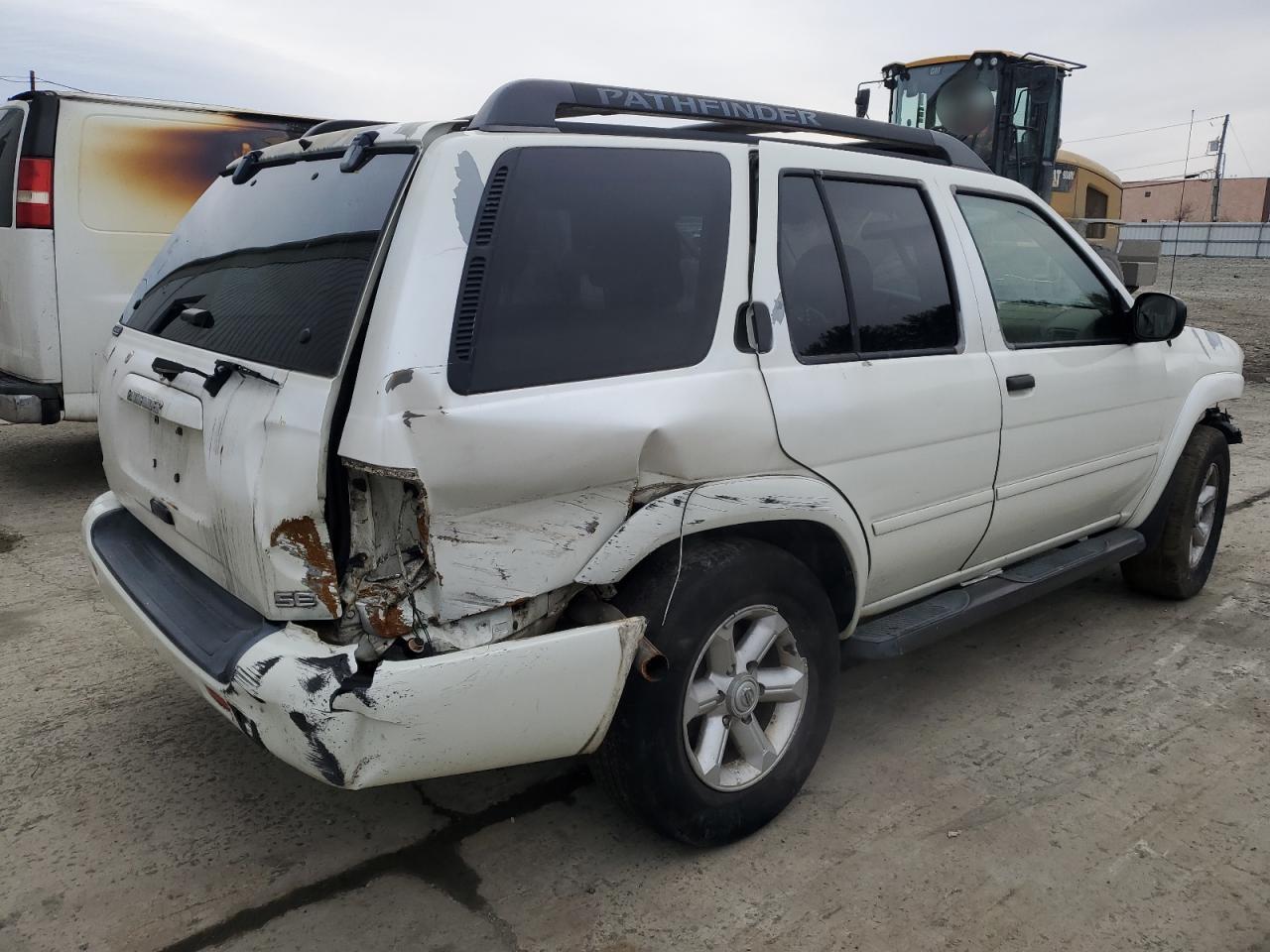 2004 Nissan Pathfinder Se - Фото 3