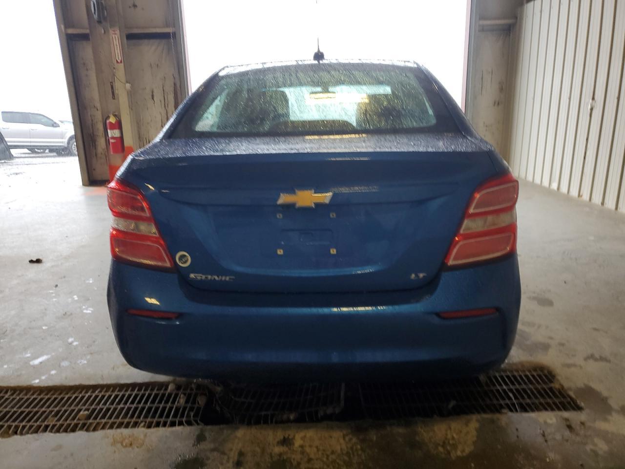 2017 Chevrolet Sonic Lt - Фото 6