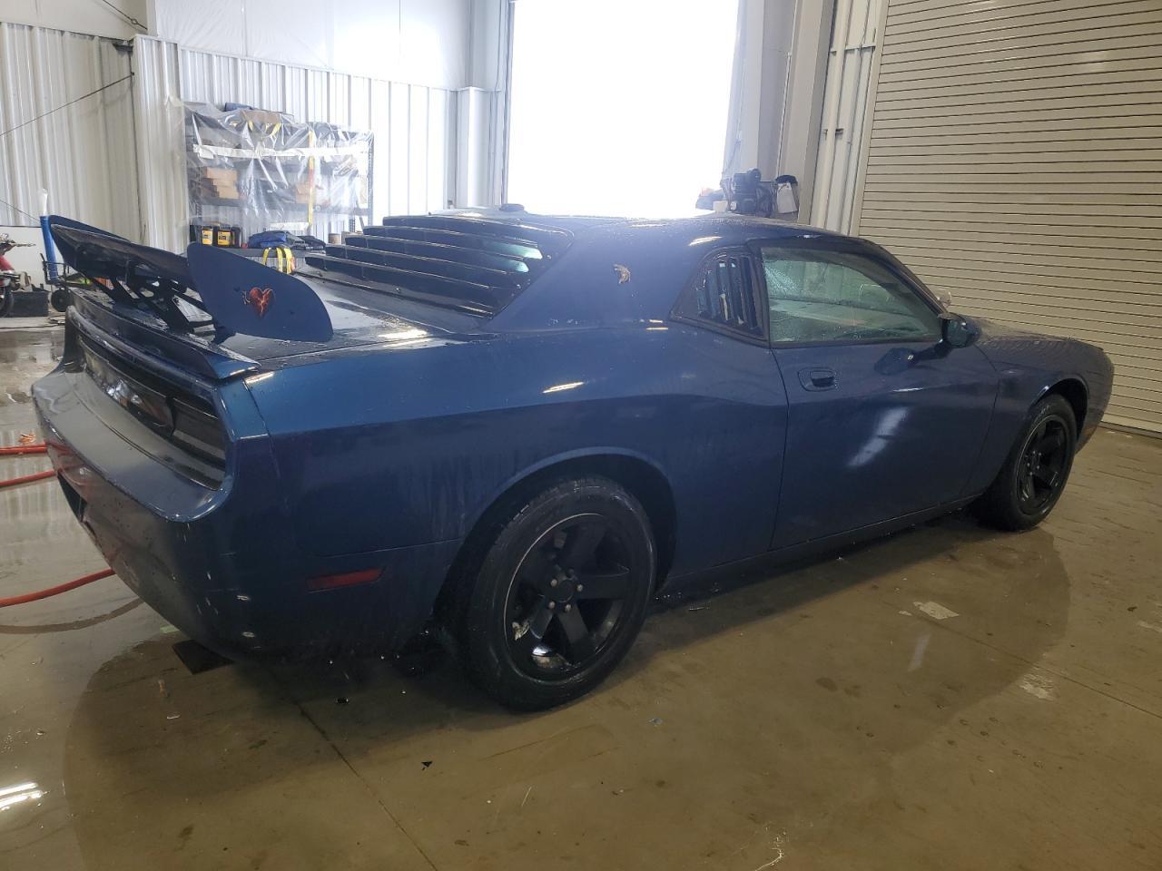 2010 Dodge Challenger Se - Image 3