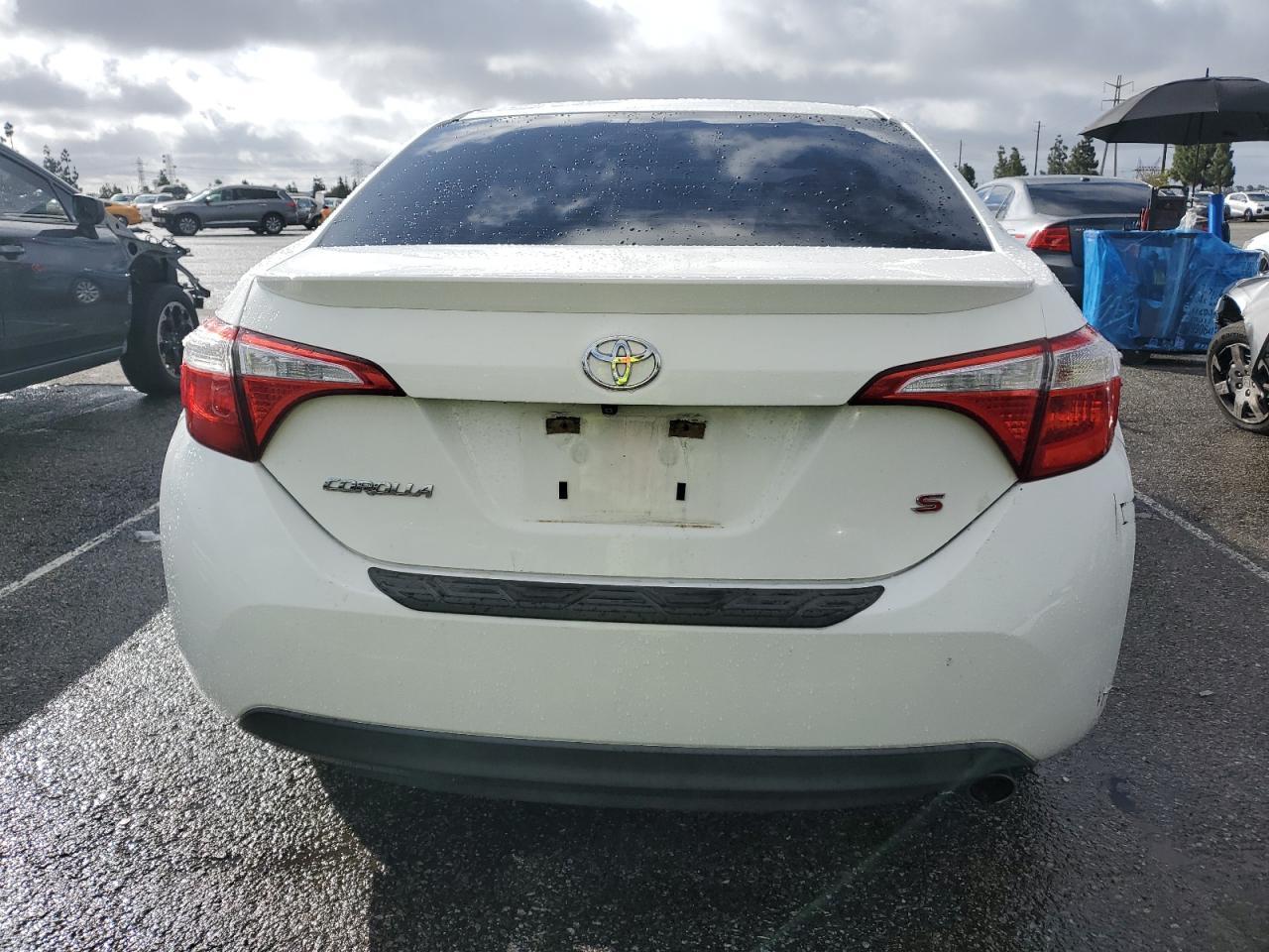 2015 Toyota Corolla L - Image 6