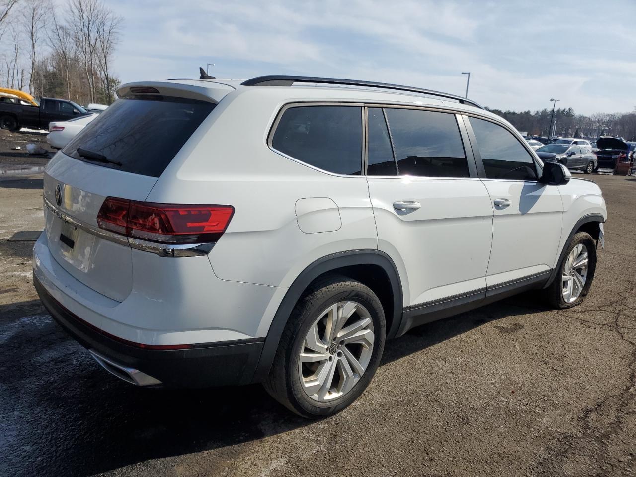 2021 Volkswagen Atlas Se - Фото 3