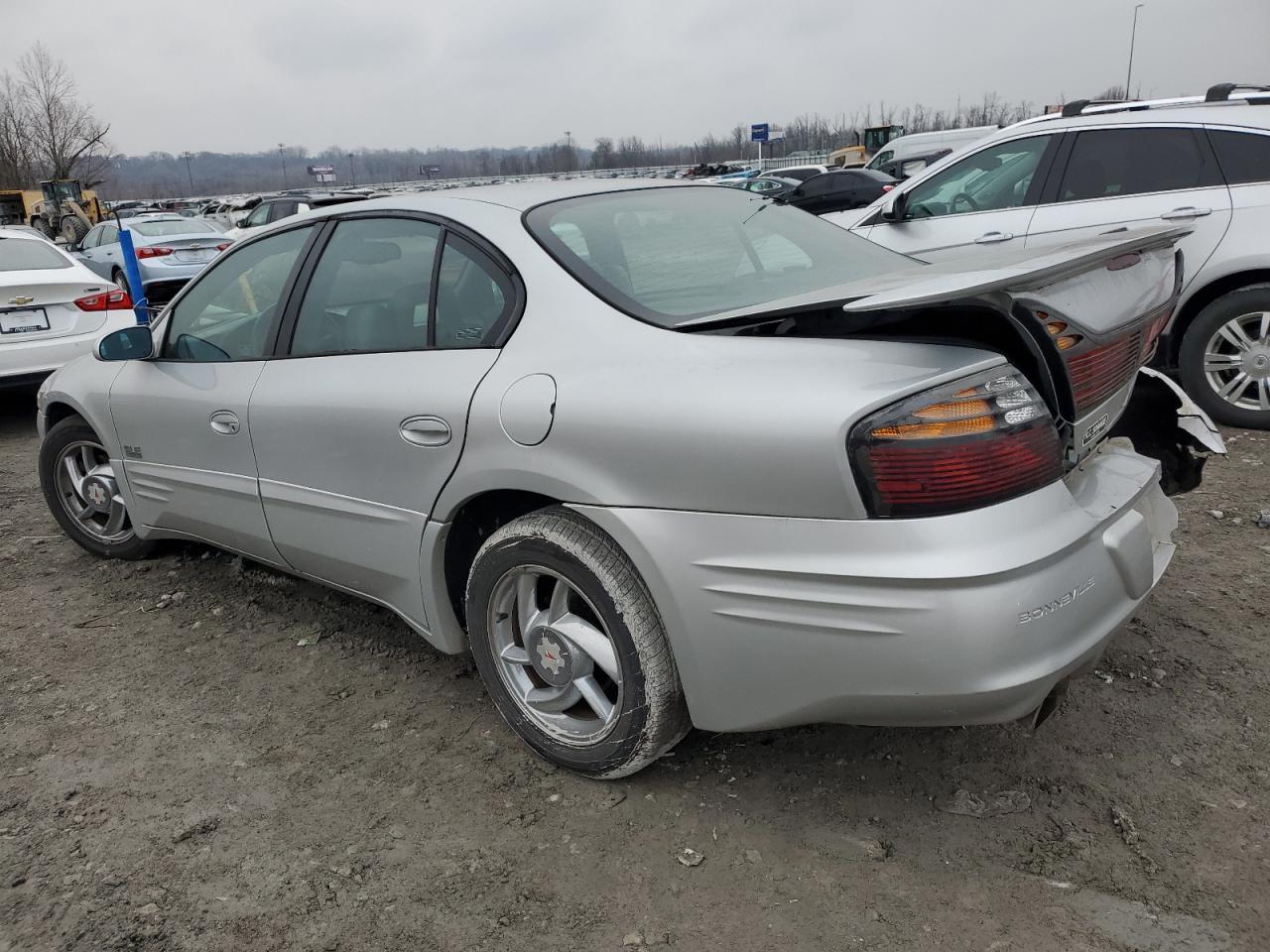 2001 Pontiac Bonneville Sle - Фото 2