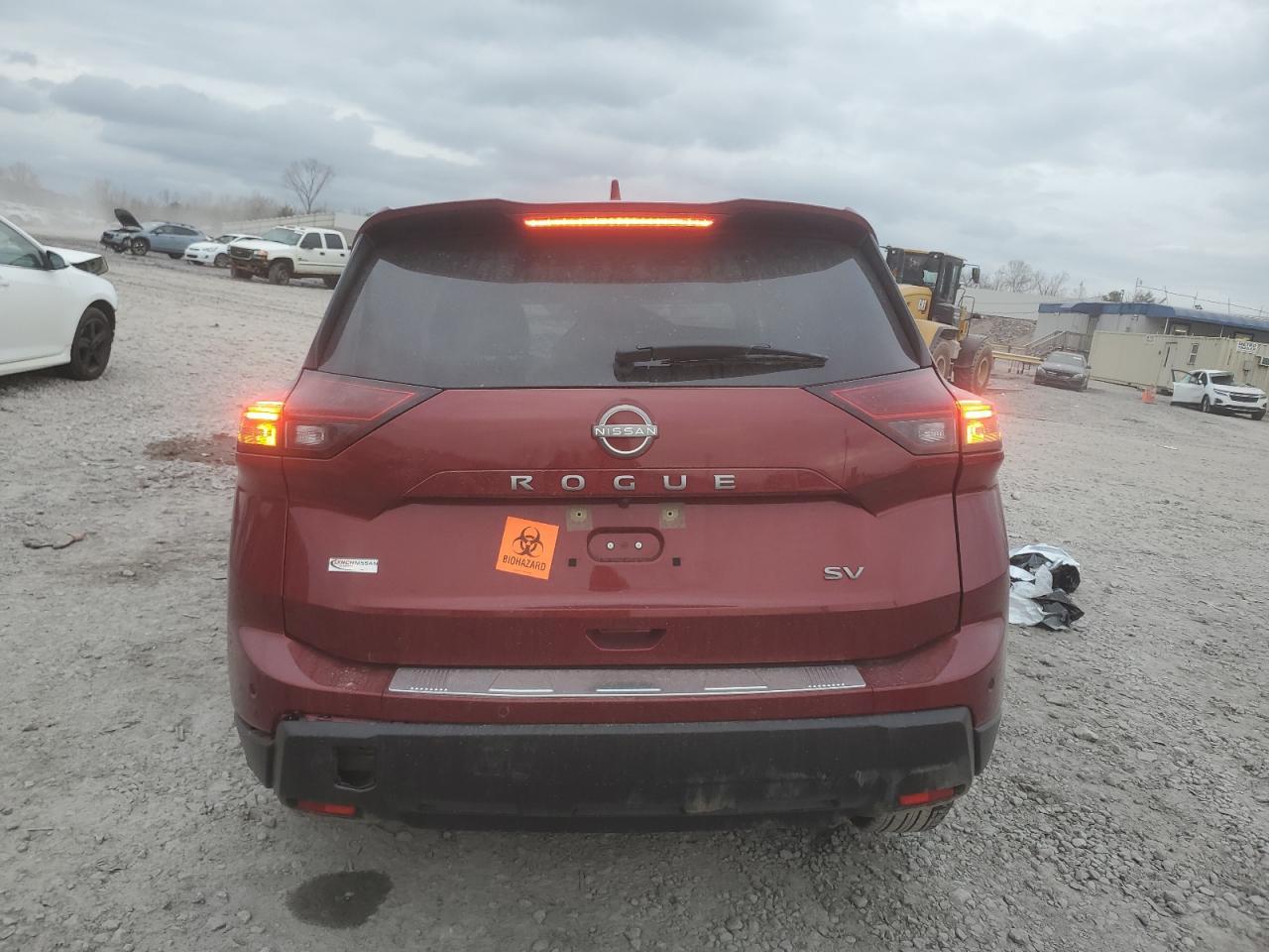 2024 Nissan Rogue Sv - Фото 6