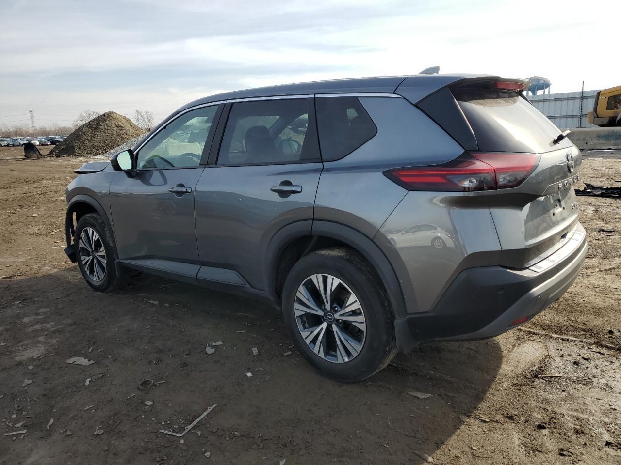 2023 Nissan Rogue Sv - Image 2
