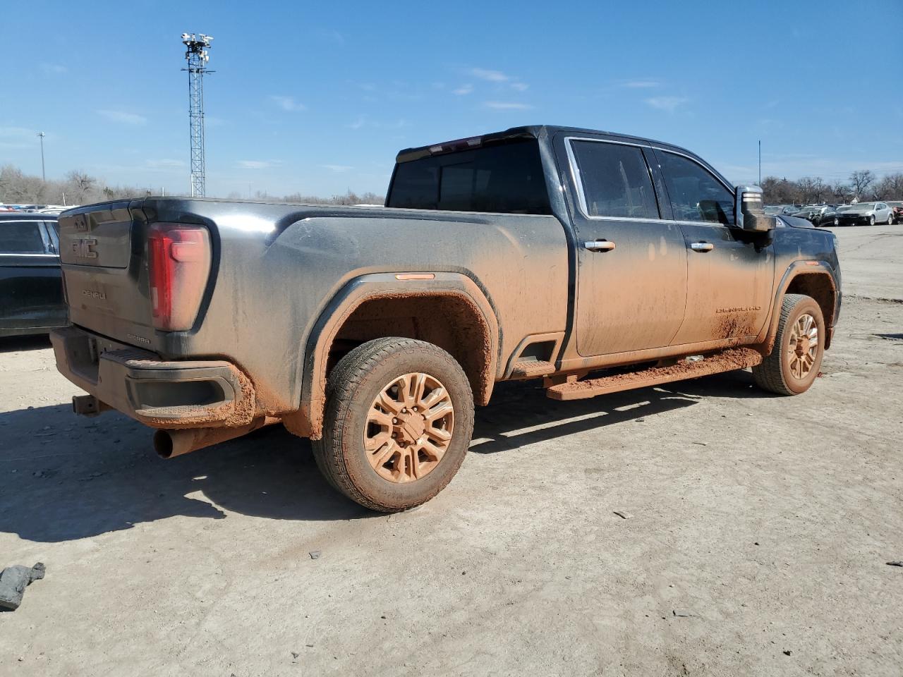 2022 GMC Sierra K3500 Denali - Фото 3