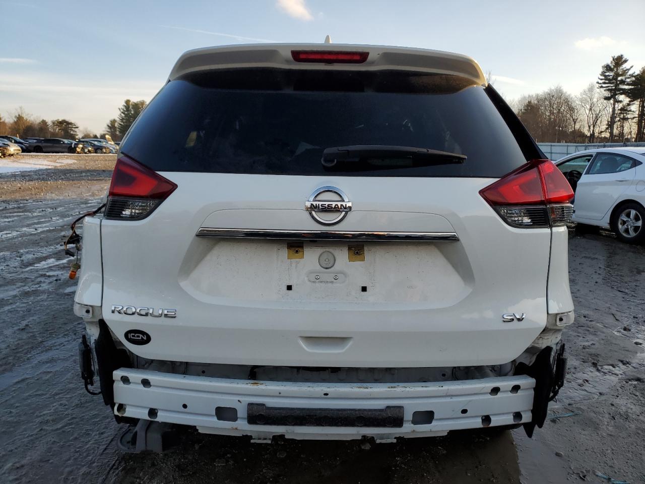 2020 Nissan Rogue S - Фото 6