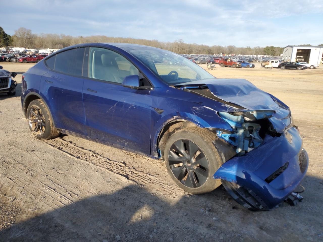 2024 Tesla Model Y - Фото 4