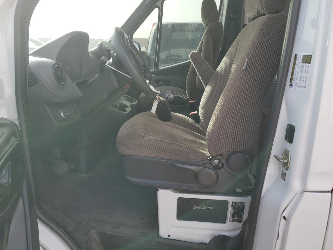 2021 Mercedes-Benz Sprinter 1500 - Фото 7