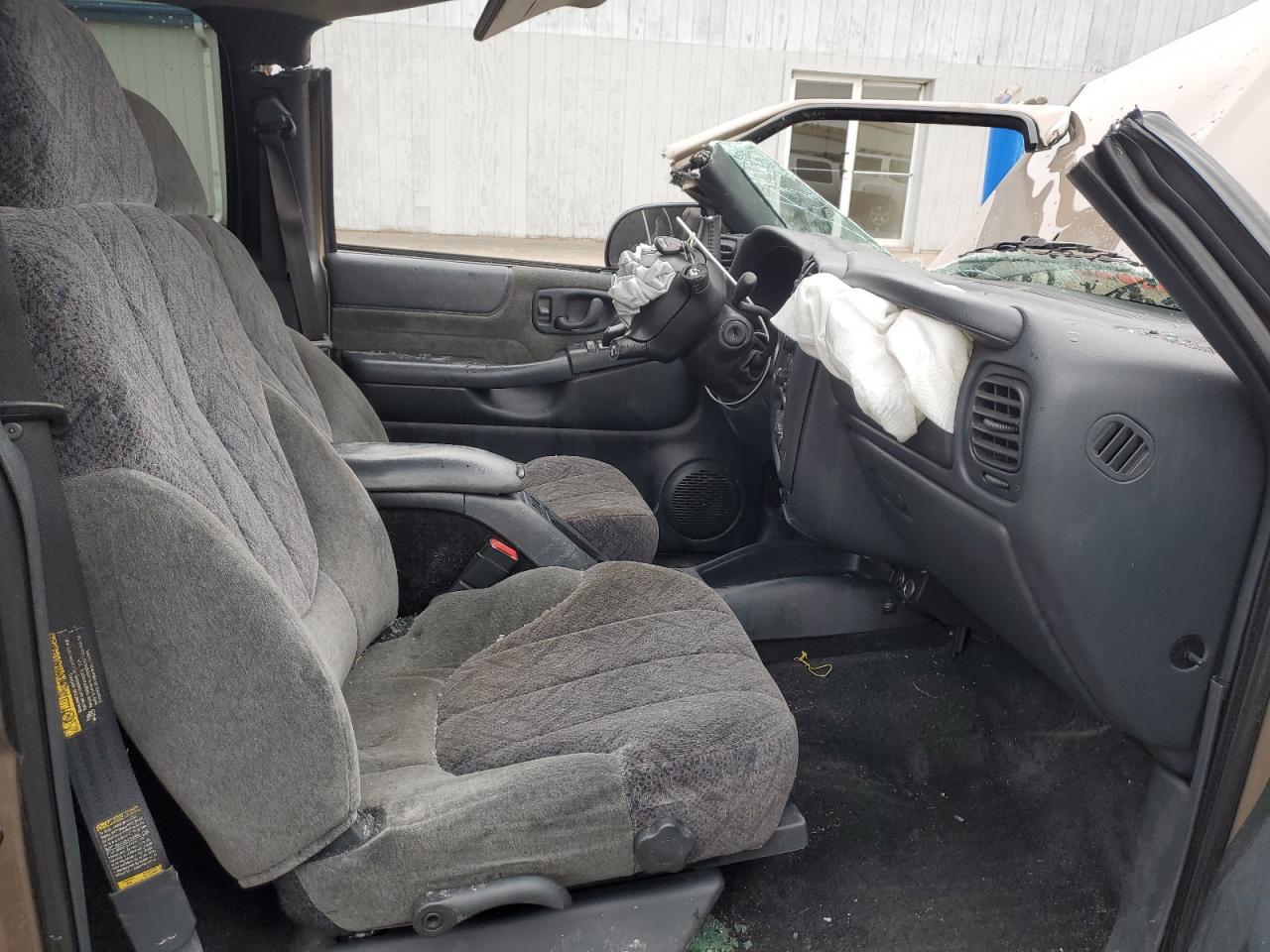 2002 Chevrolet S Truck S10 - Image 7