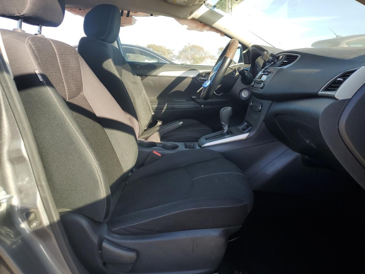 2016 Nissan Sentra S - Фото 7