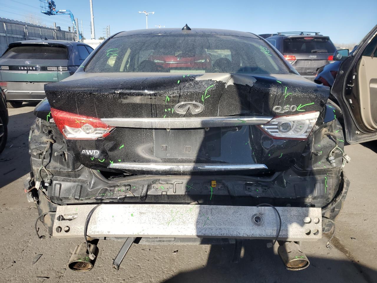 2016 Infiniti Q50 Premium - Image 6