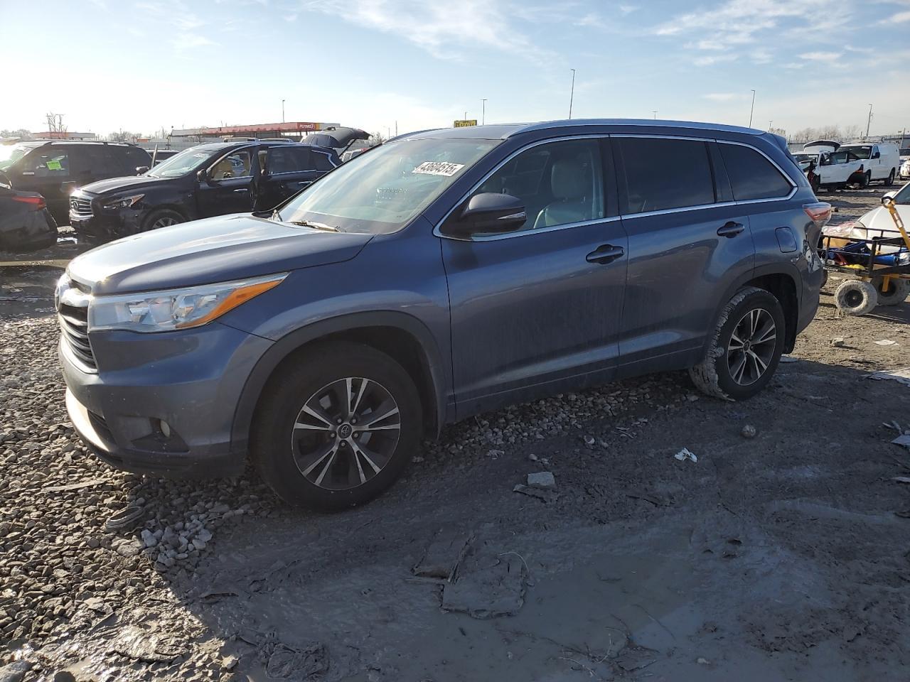 2016 Toyota Highlander Xle