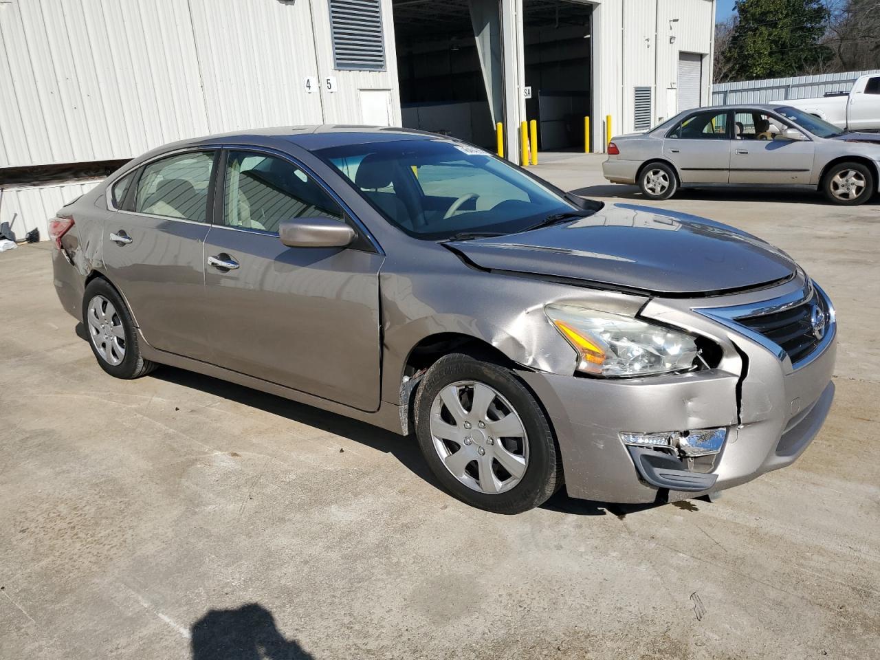 2013 Nissan Altima 2.5 - Image 4