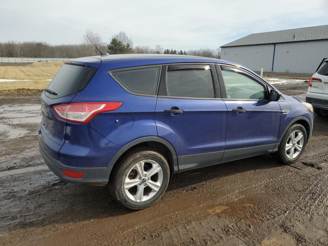 2016 Ford Escape S - Фото 3