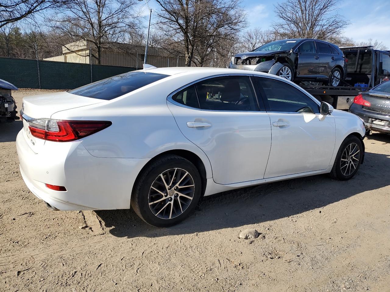 2016 Lexus Es 350 - Фото 3