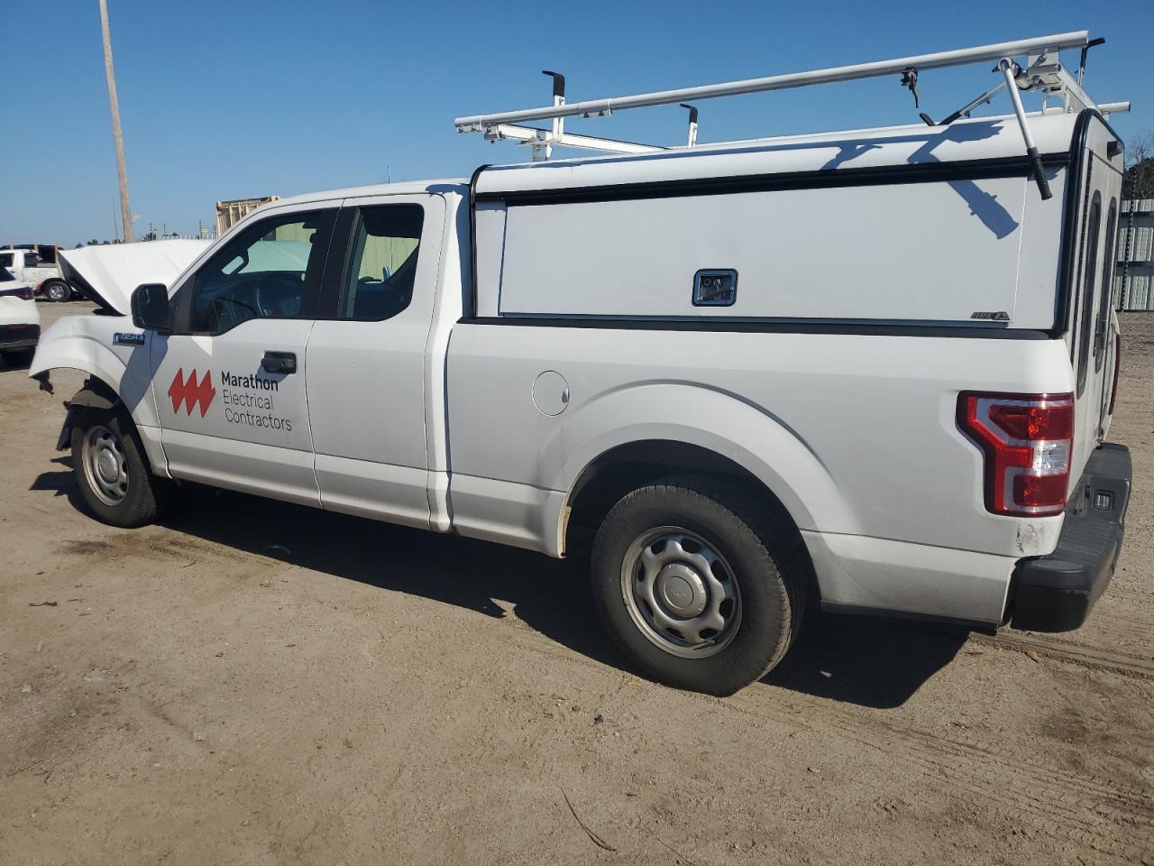 2018 Ford F150 Super Cab - Фото 2