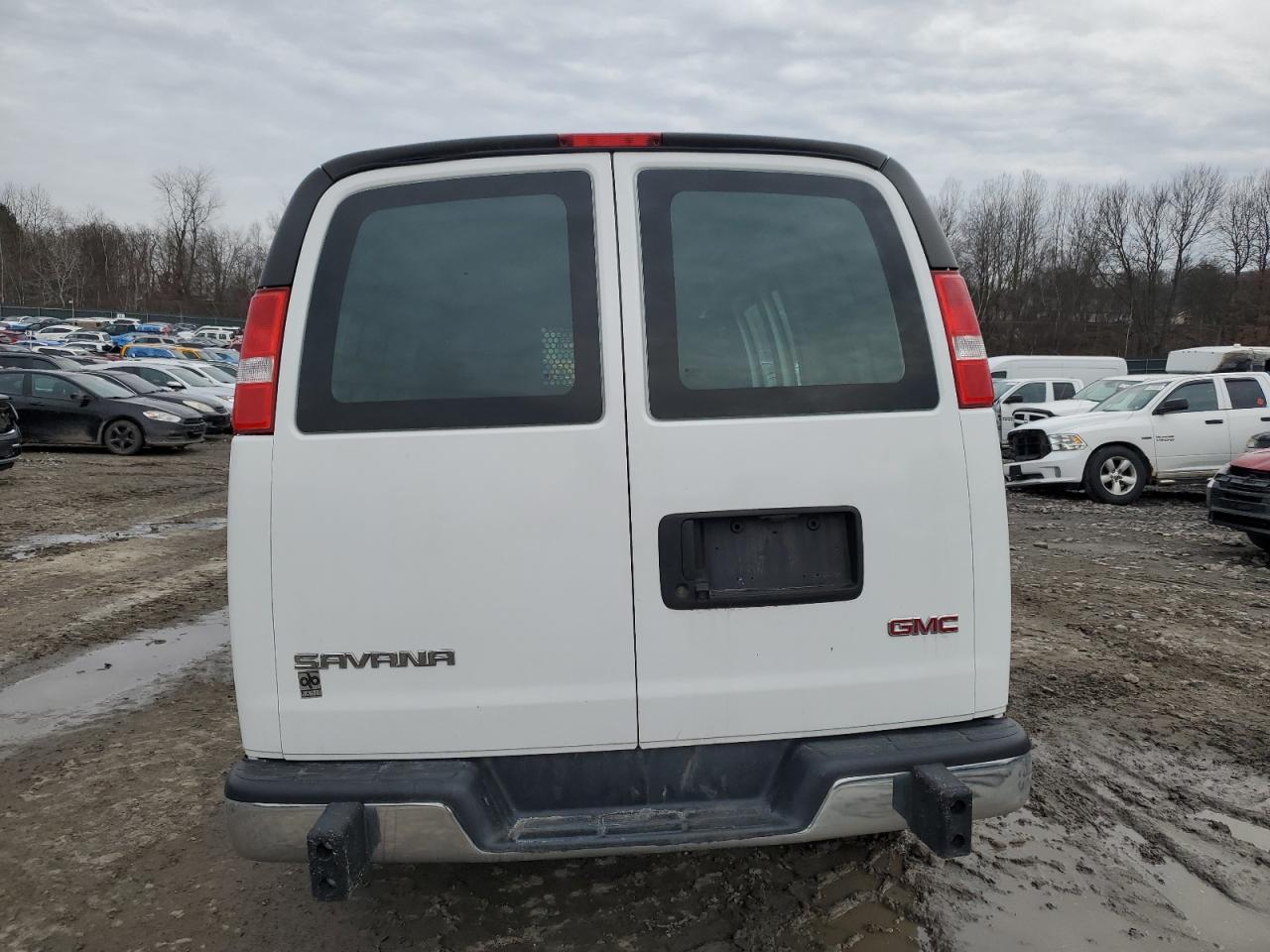 2021 GMC Savana G2500 - Фото 6