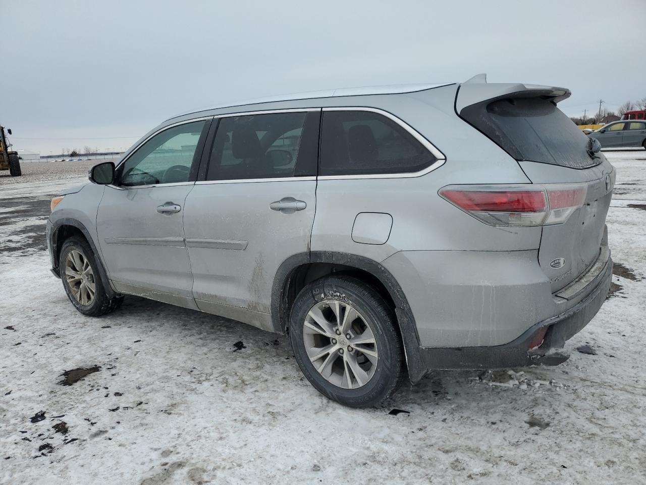 2015 Toyota Highlander Xle - Фото 2