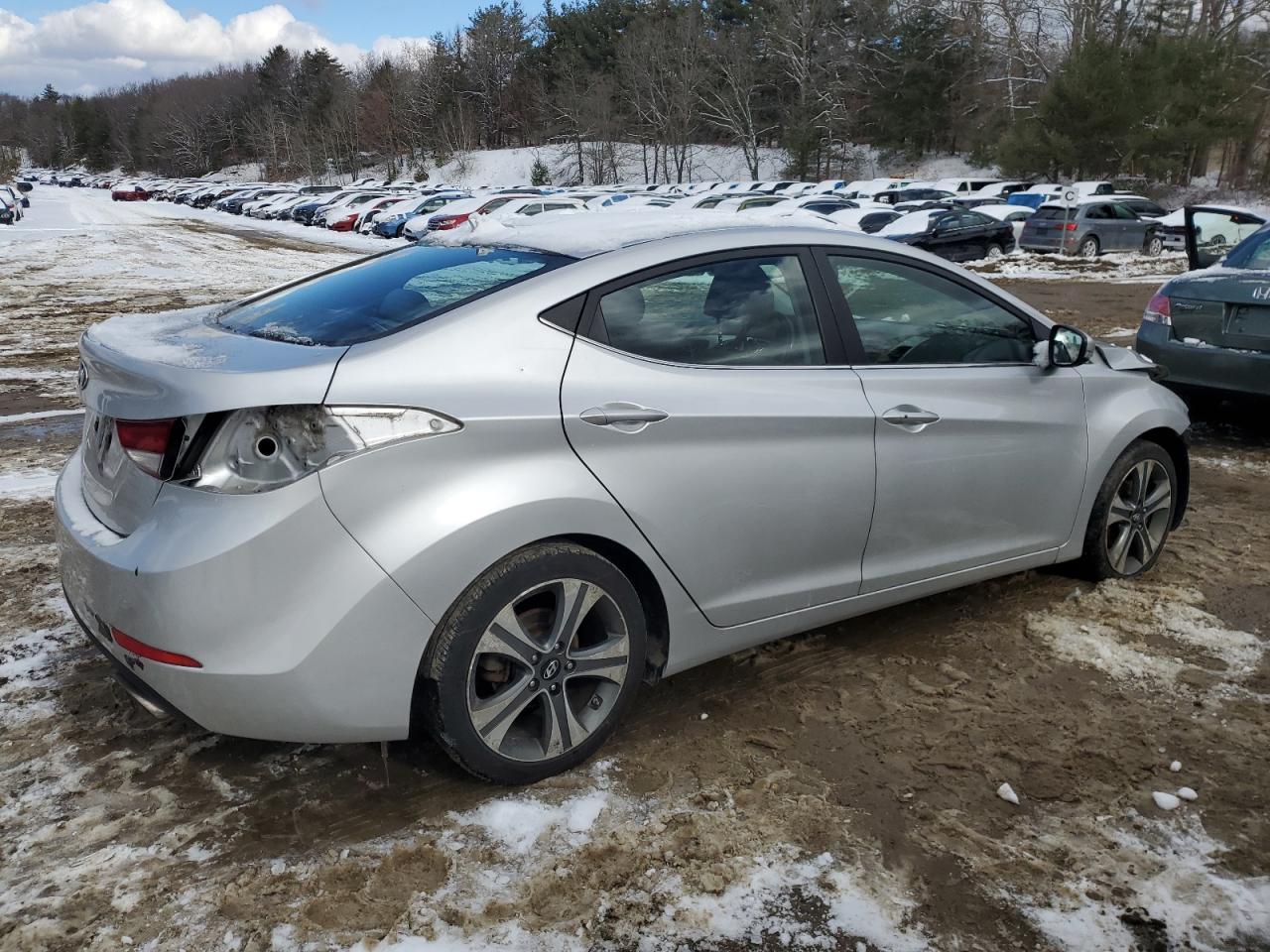 2016 Hyundai Elantra Se - Фото 3