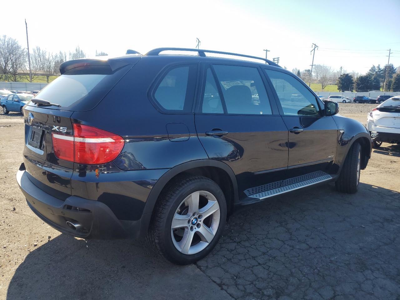 2010 BMW X5 xDrive30I - Фото 3