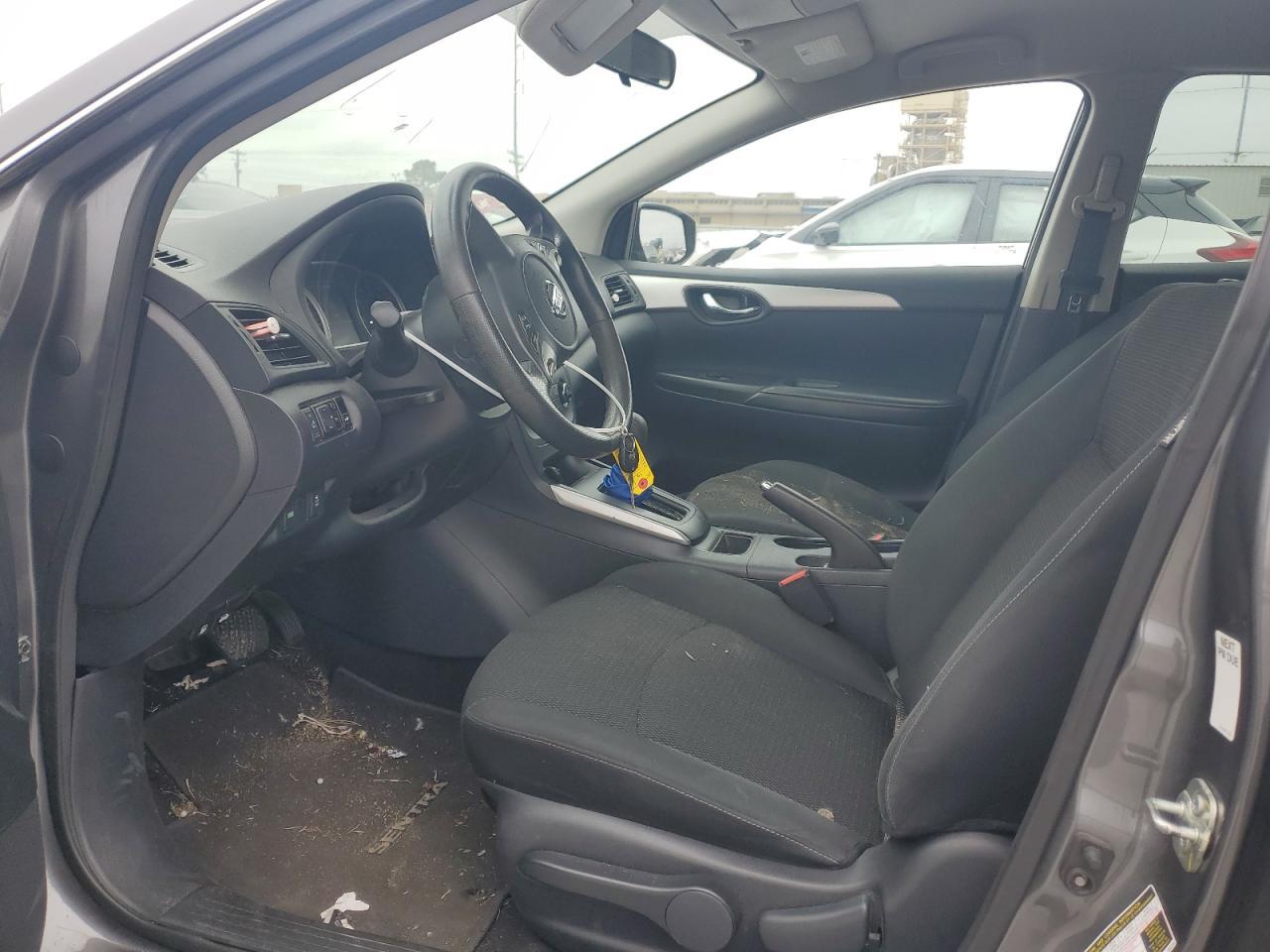 2019 Nissan Sentra S - Фото 7